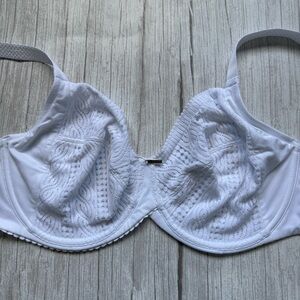 Chantelle Paris 915MU White Lace Bra